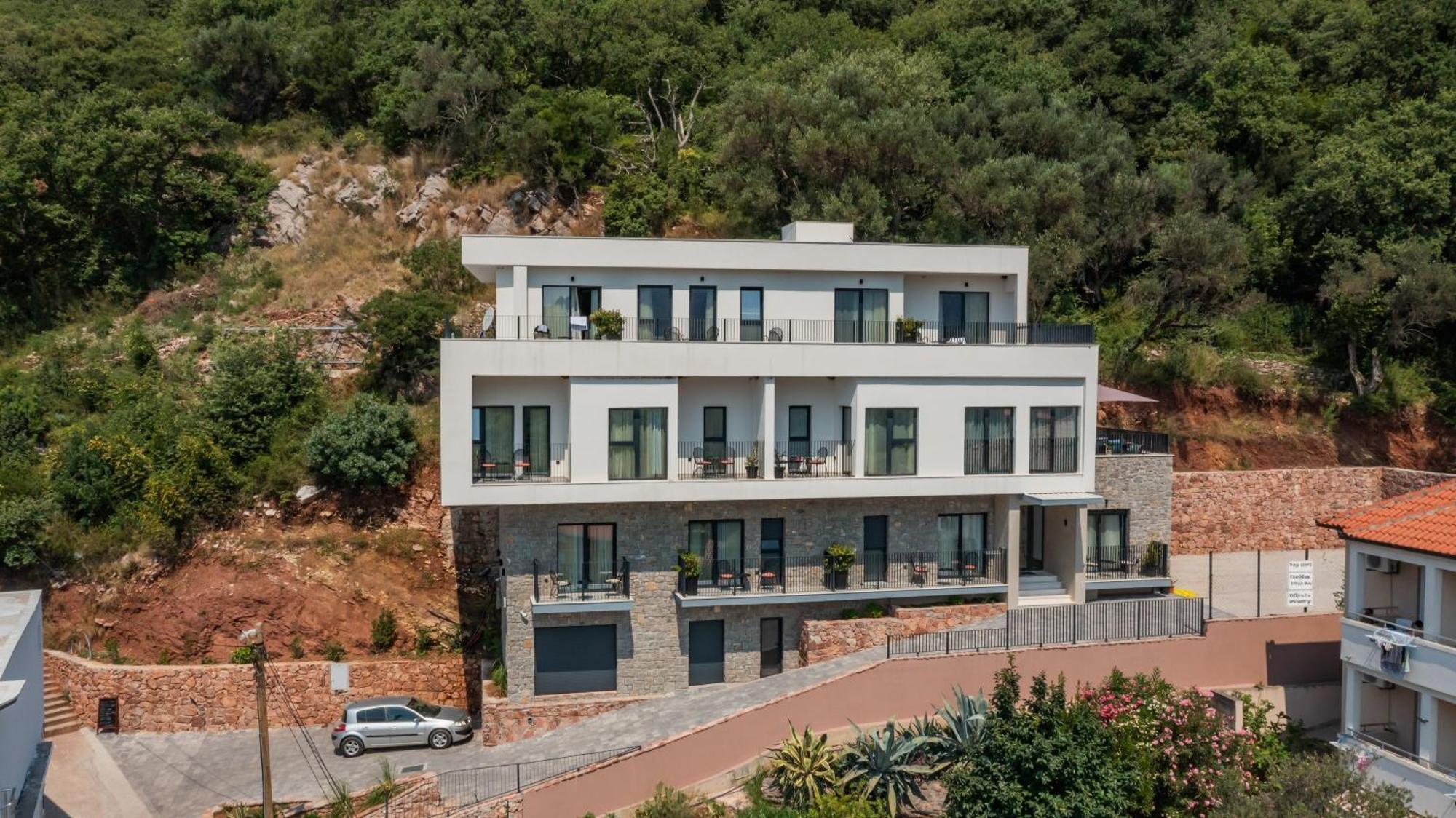 Hotel Aquilo Petrovac Ngoại thất bức ảnh