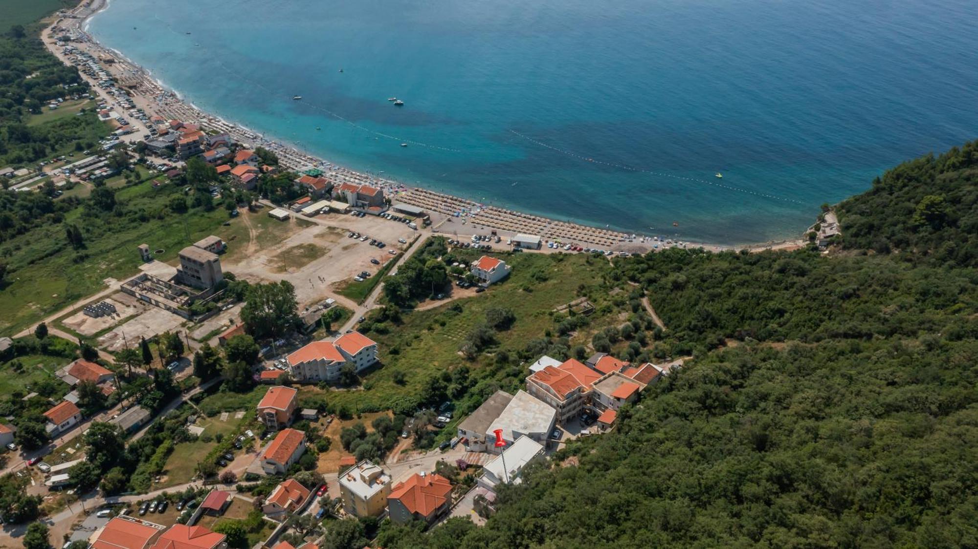 Hotel Aquilo Petrovac Ngoại thất bức ảnh