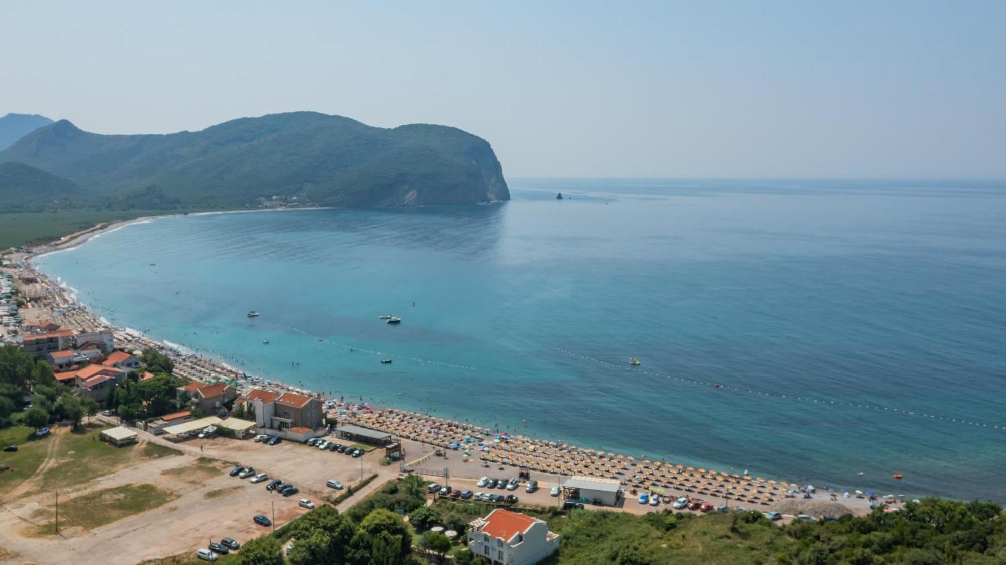 Hotel Aquilo Petrovac Ngoại thất bức ảnh