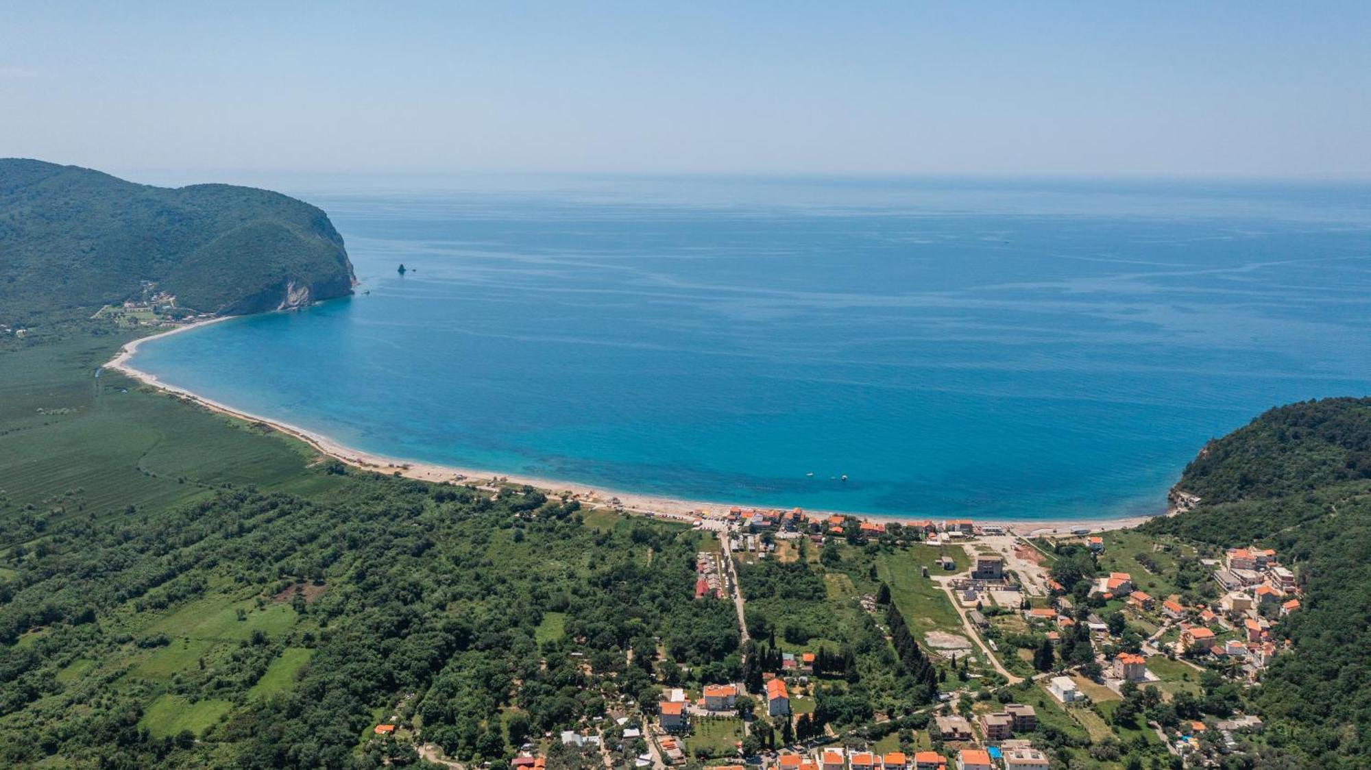 Hotel Aquilo Petrovac Ngoại thất bức ảnh